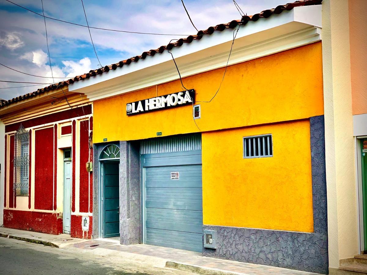La Hermosa Hotel Buga Exterior foto